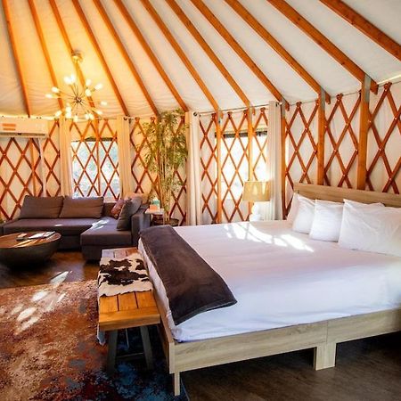 Escalante Yurts - Luxury Lodging Exterior photo