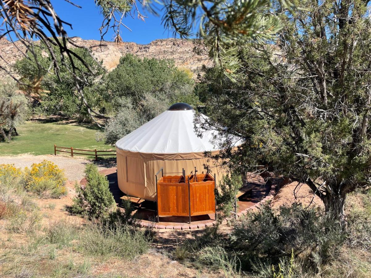 Escalante Yurts - Luxury Lodging Exterior photo