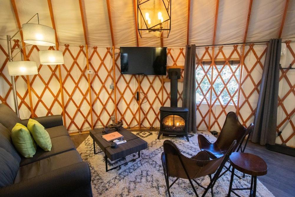 Escalante Yurts - Luxury Lodging Exterior photo