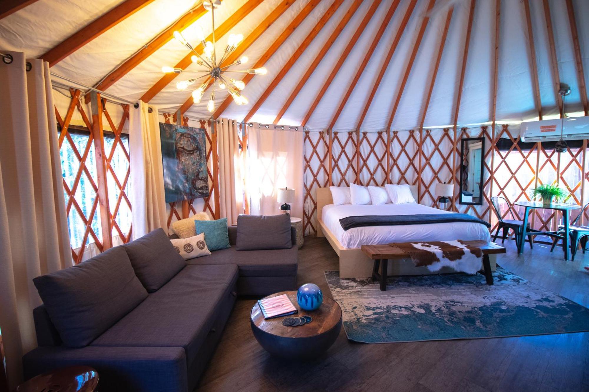 Escalante Yurts - Luxury Lodging Exterior photo