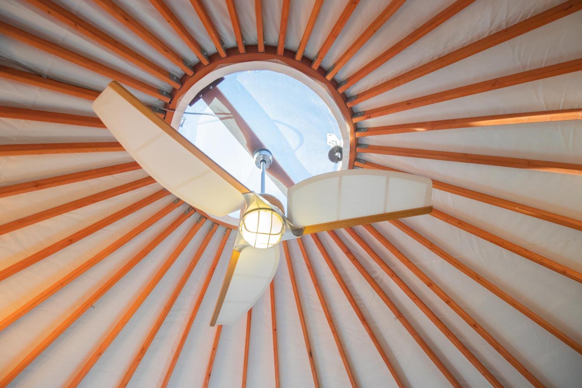 Escalante Yurts - Luxury Lodging Exterior photo