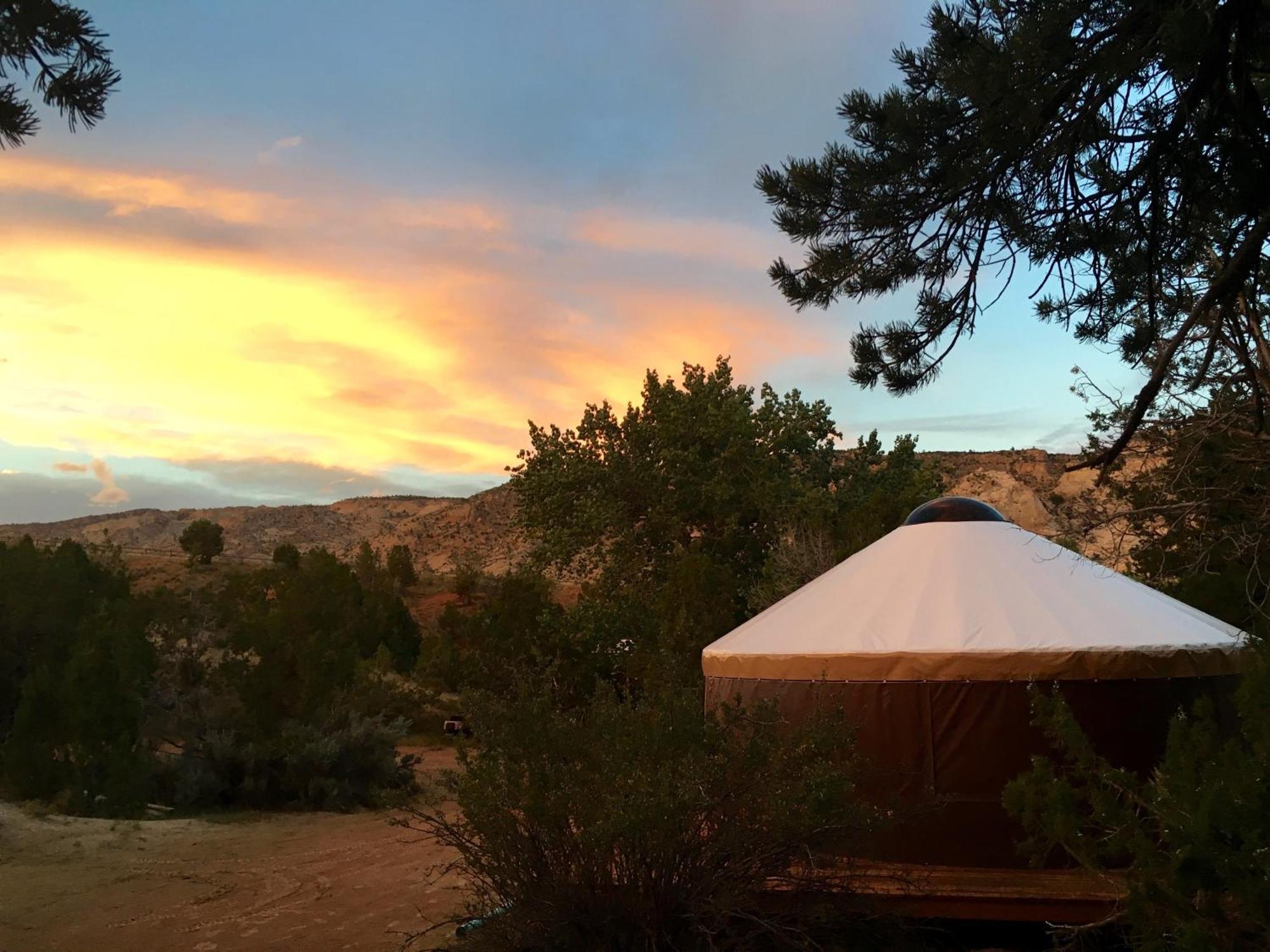 Escalante Yurts - Luxury Lodging Exterior photo